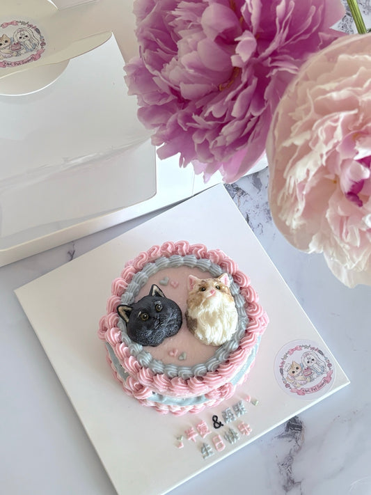 2D Vintage Piped Portrait Cake